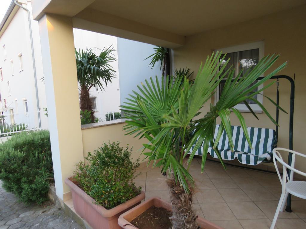 Apartments Villa Urbajs Orsera Camera foto