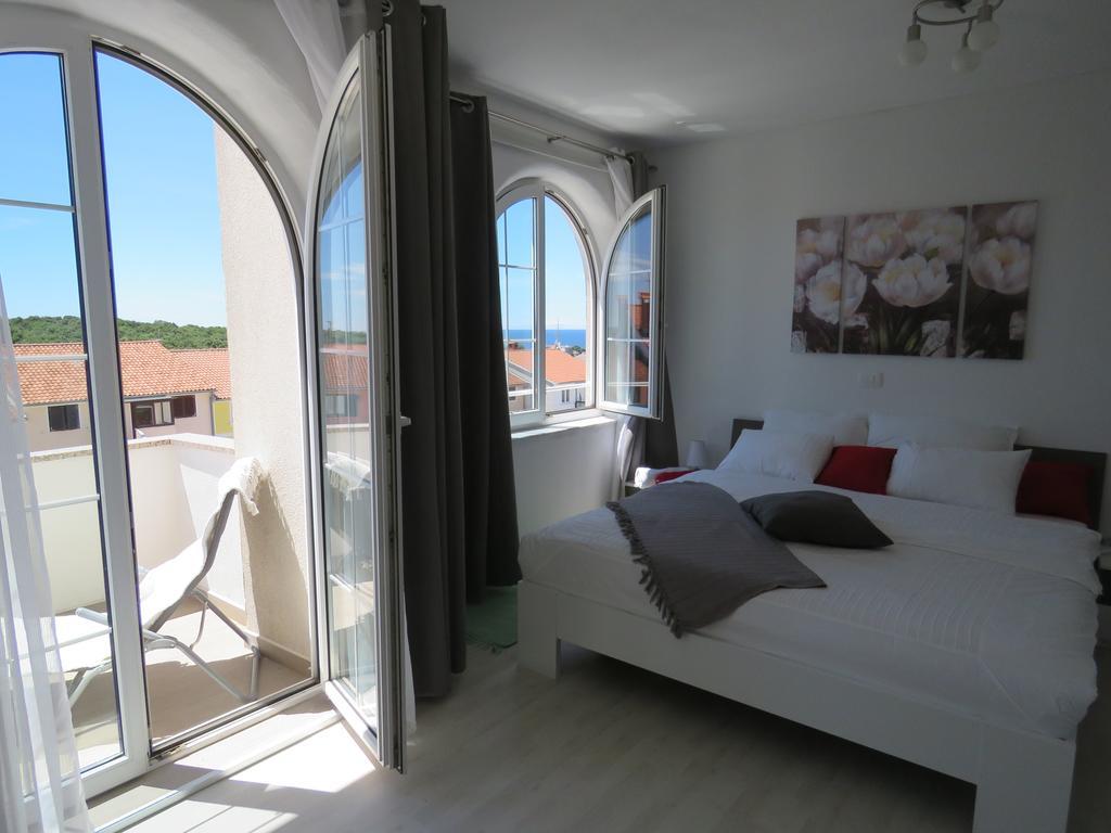 Apartments Villa Urbajs Orsera Esterno foto
