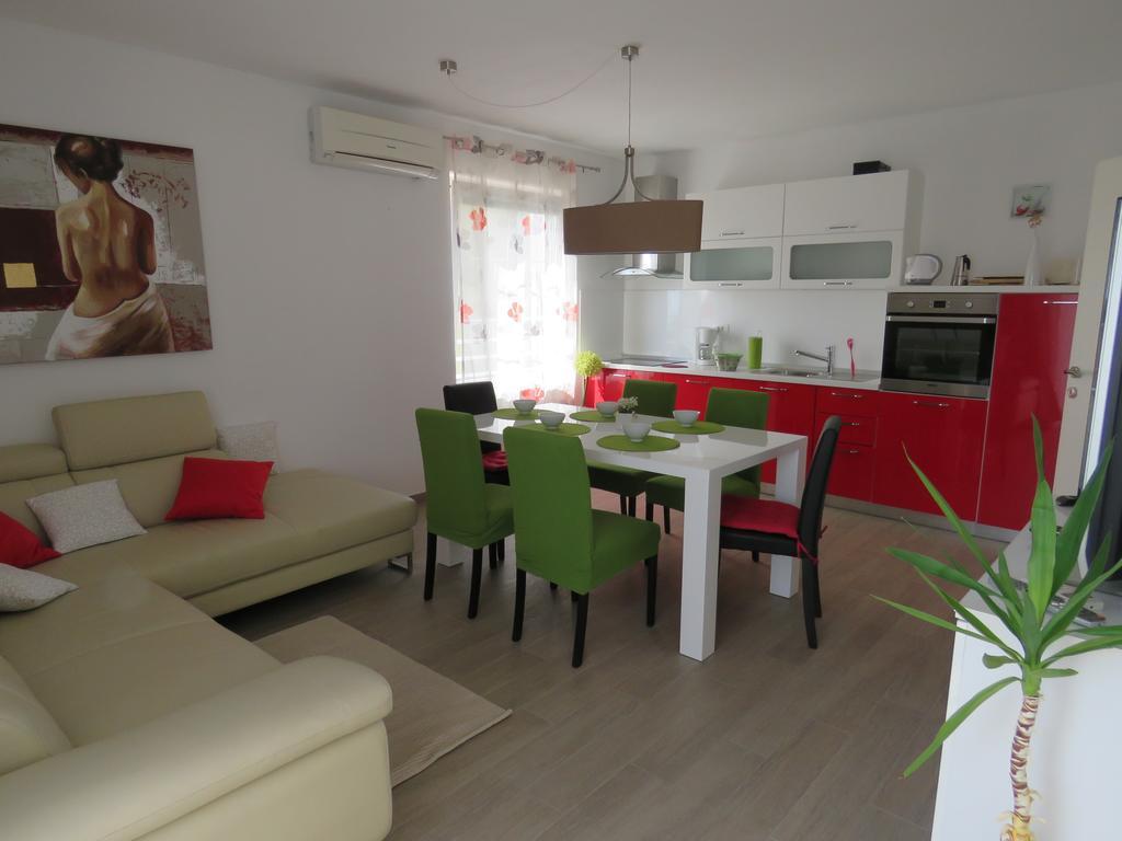 Apartments Villa Urbajs Orsera Camera foto